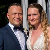 Jasmina und David Benndorf haben in der Gärtnerei Fischer in Datteln geheiratet.