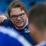 Benjamin Hartlieb und der Holzwickeder SC müssen sich auf die Suche nach Ersatz für einen eigentlich geplanten Neuzugang machen.