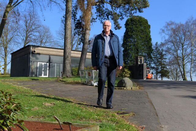 Dieter Schmikowski, Friedhof Wandhofen