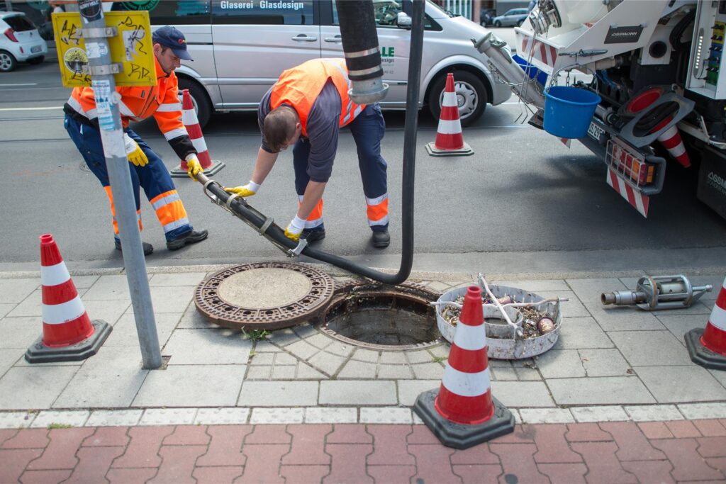 In der Kurt-Schumacher-Straße in Lünen werden demnächst Kanalarbeiten (Symbolbild) durchgeführt.