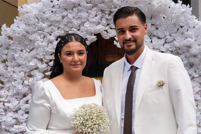 Berna und Enes Kalinsazlioglu haben im Rathaus Datteln geheiratet.