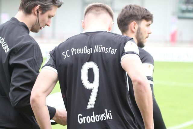 Joel Grodowski in seiner Zeit bei Preußen Münster