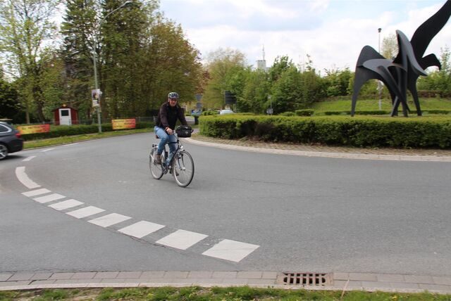 Der Kreisverkehr in Bork birgt Gefahren für Fahrradfahrer. Die geplanten Umbaumaßnahmen werden sich etwas verzögern und umfangreicher ausfallen.
