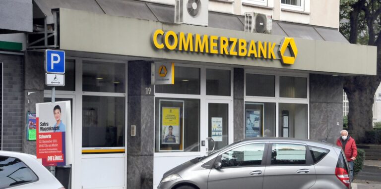 Die Commerzbank schließt in wenigen Wochen ihre Filiale an der Rathausstraße.