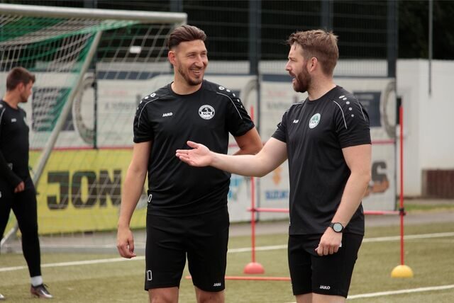 Sascha Grasteit und Marco Köhler hatten beim Training am Sonntag gute Laune.