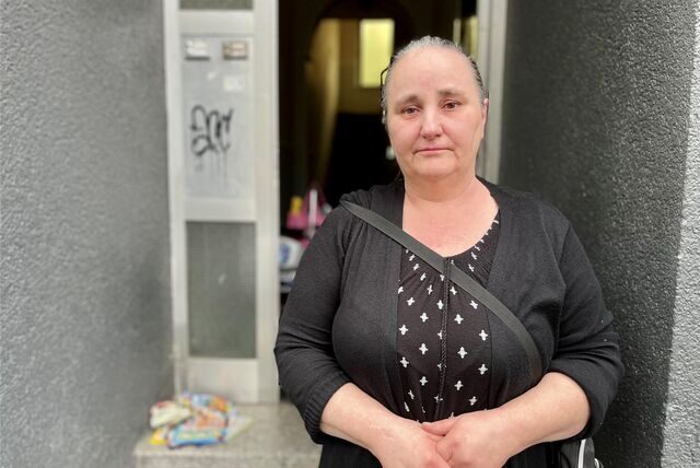 Silvia Peter (57) fürchtete bei einem Brand um ihr Leben. Ihre Wohnung an der Schillerstraße wurde in der Nacht zum Mittwoch (5.7.) stark verwüstet.