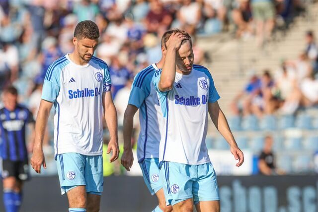 11.07.2023, Fussball, Saison 2022/2023, Testspiel, FC Schalke 04 – FC Kopenhagen, v. l. Marcin Kaminski (FC Schalke 04), Cedric Brunner (FC Schalke 04)