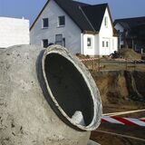 Bauen in Schwerte ist teuer. Wer nicht mindestens das durchschnittliche Einkommen von eineinhalb Verdienern zur Verfügung hat, für den ist der Bau eines Eigenheims oder der Kauf einer Eigentumswohnung kaum erschwinglich.
