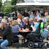 Zahlreiche Besucher kamen am Freitagabend (21.7.) bei „Selm trifft sich“ zusammen.