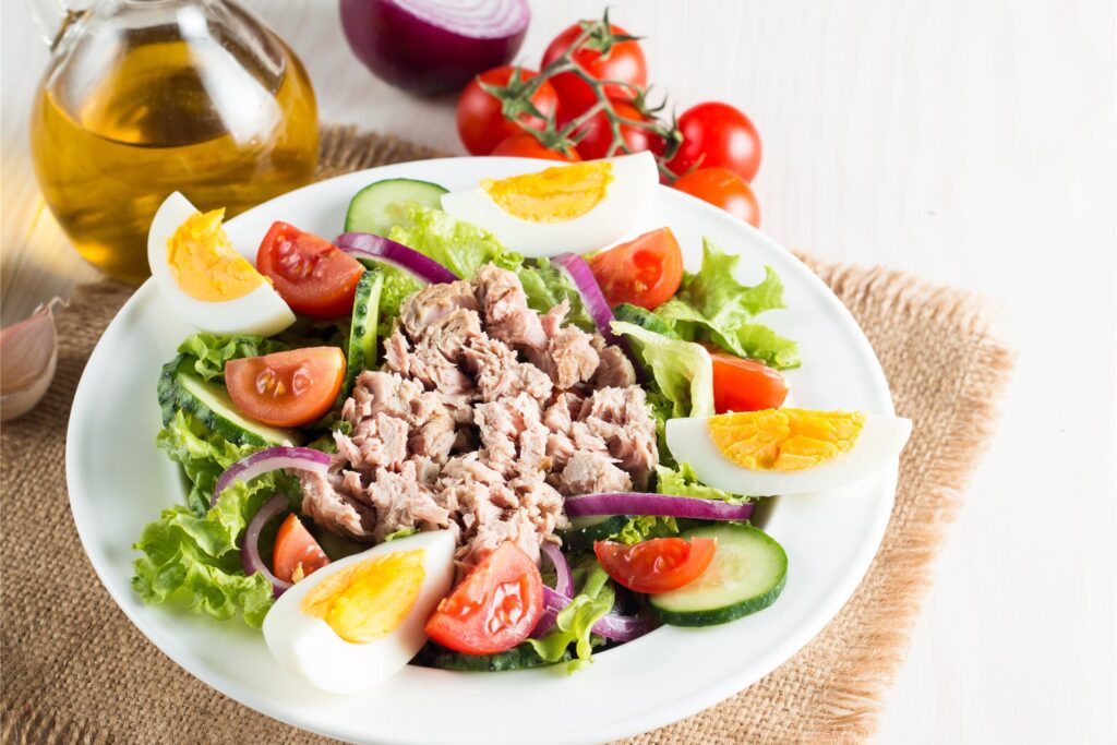 Thunfischsalat mit Ei