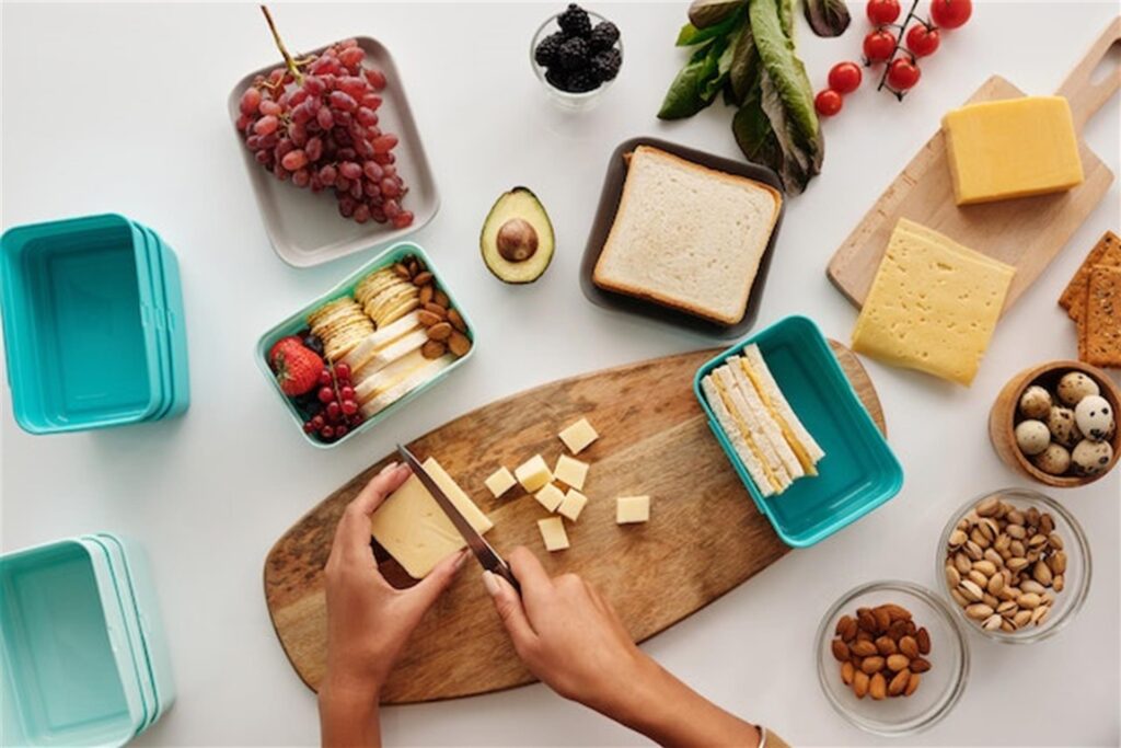 butterbrotdosen werden vorbereitet
