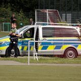Polizeibeamte schauten das Spiel zwischen RW Unna und SG Bockum-Hövel.