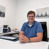 Tobias Höhle ist mit seiner Lüner Praxis seit drei Jahren niedergelassener Neurologe. Auch er behandelt Migräne-Patienten und kennt die Vorzüge der CGRP-Spritze.