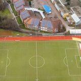 Der Sportplatz am Schulzentrum Holzwickede aus der Vogelperspektive.