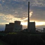 Auf dem Gelände des Gersteinwerkes in Stockum tut sich was. RWE entwickelt derzeit Pläne für die Zukunft. Unter anderem soll der große Schornstein weichen.