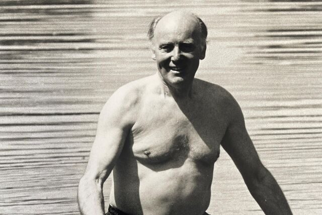 Friedrich Graf vom Hagen-Plettenberg im Ternscher See. Das Bild entstand 1995.