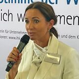 Bianca Wirtz hielt einen spannendes Vortrag über die Gewinnung und Bindung von Mitarbeitern aus der sogenannten Generation Z.