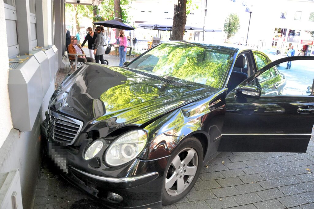 Unfall in Schwerte, Café Köhle Unfall in Schwerte, Café Köhle