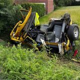 Bei einem schweren Verkehrsunfall zwischen Werne und Herbern überschlug sich der Wagen eines Lüners mehrfach. Er musste von der Feuerwehr aus dem Auto befreit werden.