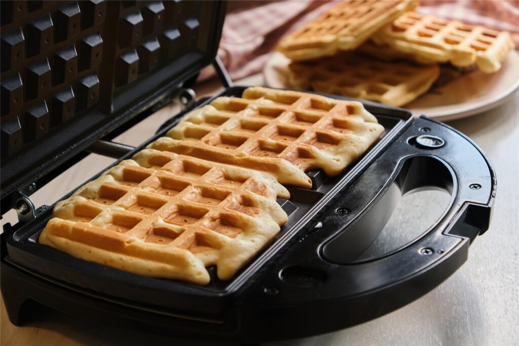 Elektrisches Waffeleisen für belgische Waffeln