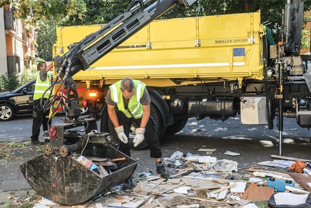 In manchen Quartieren ging es bei der Sperrmüllsammlung drunter und drüber. Vor allem dort, wo es eine dichte Bebauung mit Hochhäusern gibt.