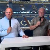 Die Fußball-Legenden Didi Schacht und Rüdiger Abramczik mit Moderator Jörg Seveneick.