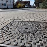 Kanaldeckel in Schwerte, Kreiswasserwerk Hörde, historisch