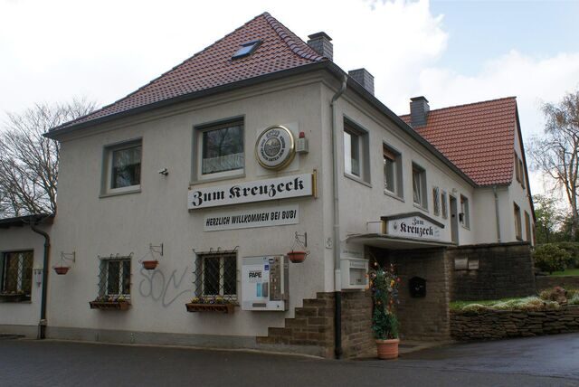 Das Kreuzeck, hier auf einem Archivfoto, wurde im Juli abgerissen.