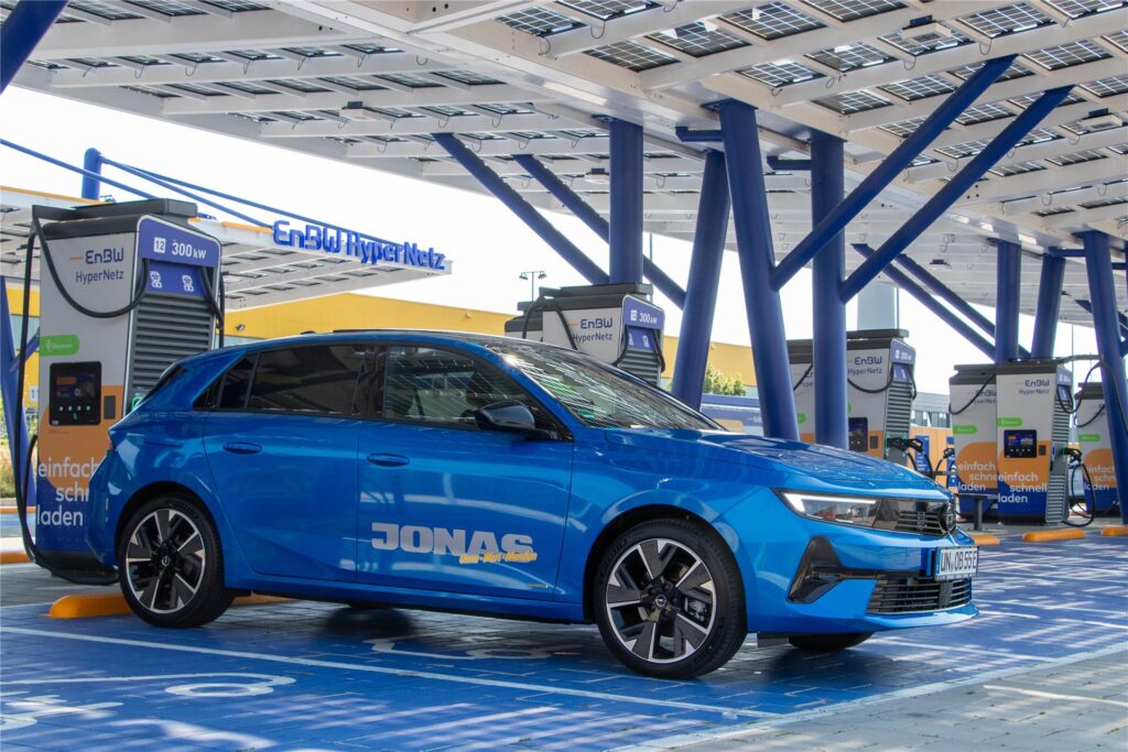 Im Kamen Karree gibt es einen großen Ladepark für E-Autos.
