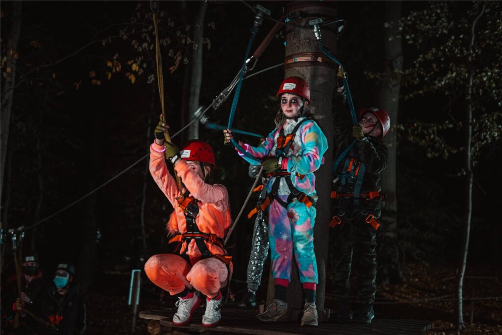 Klettern in finsterer Nacht: An Halloween ist es möglich. Das beste Kostüm gewinnt eine Jahreskarte.