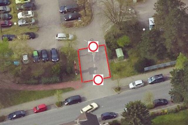 Bild der Zufahrt des Hellmig-Krankenhauses in Kamen an der Nordstraße aus der Vogelperspektive.