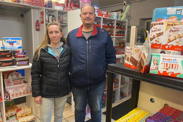 Sara und Crocefisso Pennetta führen den Kiosk am Fürstenhof – auch bei TikTok.