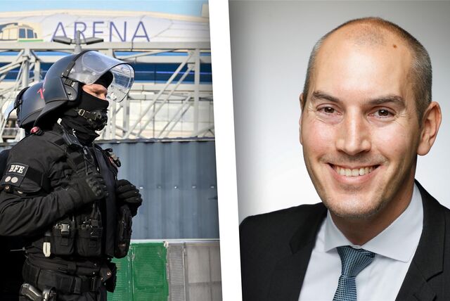 Polizisten stehen vor der Veltins Arena in Gelsenkirchen. Tim Frommeyer (r.) wird ihr neuer Chef sein.