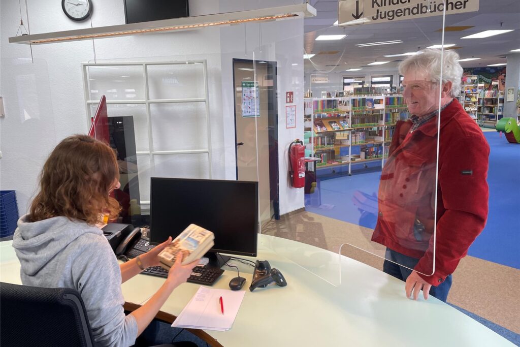 Stadtbücherei Schwerte nutzt Stift und Papier als Notlösung Stadtbücherei Schwerte nutzt Stift und Papier als Notlösung
