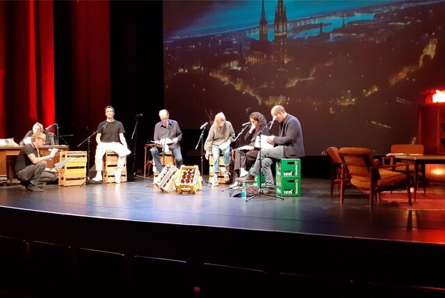 Letzte Probe vor dem Start der Mulitmedia-Lesung im Theater Marl. Mit dabei sind unter anderem Martin Brambach, Christian Brückner und Herbert Knaup.