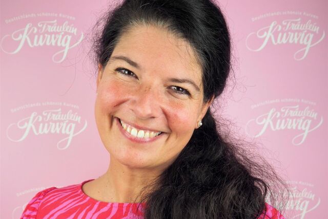 Ein Portrait von Tanja Schätz aus Werne, die im Finale von „Fräulein Kurvig“ steht.