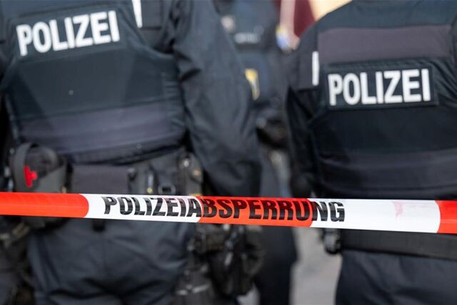 Eine Polizeiabsperrung.
