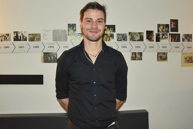 Regisseur Daniel Kreisel aus Menden: Neben seiner Tätigkeit im MAT ist er noch für drei Theaterkurse in „seiner“ Schule (er ist Lehrer) verantwortlich.