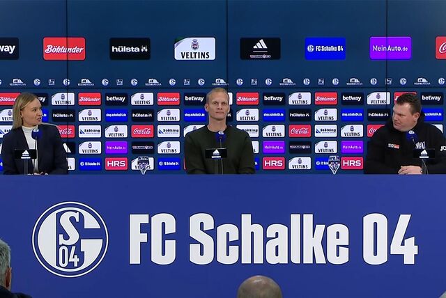 Nach dem Spiel gegen Osnabrück fand in der Veltins Arena die Pressekonferenz mit Schalke-Trainer Karel Geraerds und Osnabrück-Trainer Uwe Koschinat.