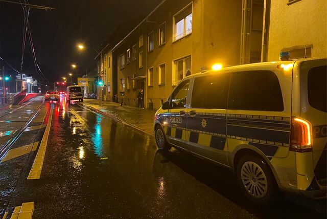 In Dortmund-Eving an der Evinger Straße kam es im Dezember zu einem Tötungsdelikt. Die Polizei war mit zahlreichen Einsatzkräften vor Ort.