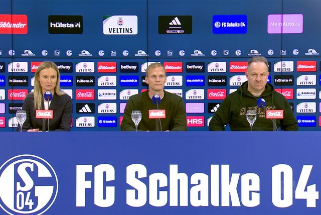 Die Pressekonferenz nach dem Spiel mit Karel Geraerts und Alexander Zorniger.