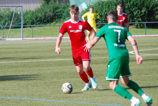 Lennart Kuntscher am Ball