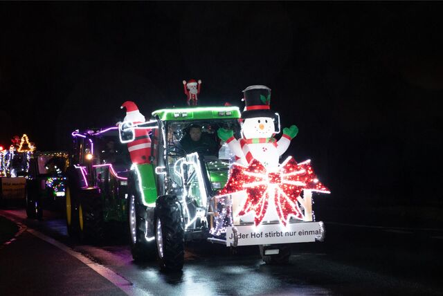 Trecker mit Schneemann in Werne