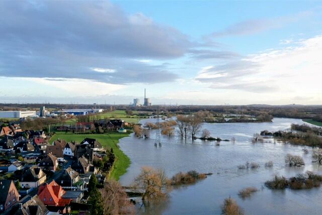 Drohnenfoto von Wassermassen in Werne.