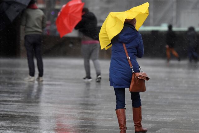 Ab der Nacht auf Dienstag (2. Januar) ist Dauerregen angesagt.