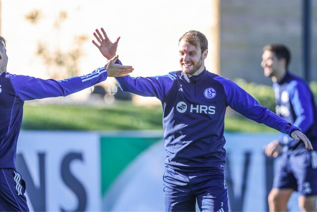 07.01.2024, Fussball, 2. Bundesliga, Saison 2023/2024, Wintertrainingslager FC Schalke 04 in Albufeira/Portugal, Thomas Ouwejan (FC Schalke 04)


Foto: Tim Rehbein/RHR-FOTO