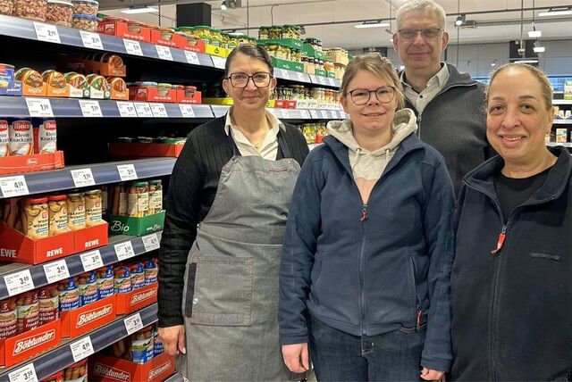 Inhaber Michael Krummenerl mit Team