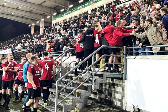 Nach der Modus-Änderung ist nach Meinung der Verbandsfunktionäre der Westfalenpokal-Wettbewerb zum Zuschauermagnet geworden – wie hier beim Duell des SV Vestia Disteln nach Heimrechttausch bei Preußen Münster.