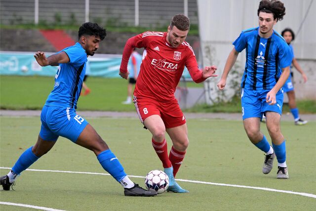 Robin Rosowski dribbelt