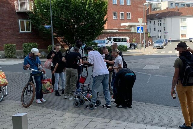 Offener Drogenhandel und -konsum sind dem Handel und den Anwohnern der City ein Dorn im Auge.